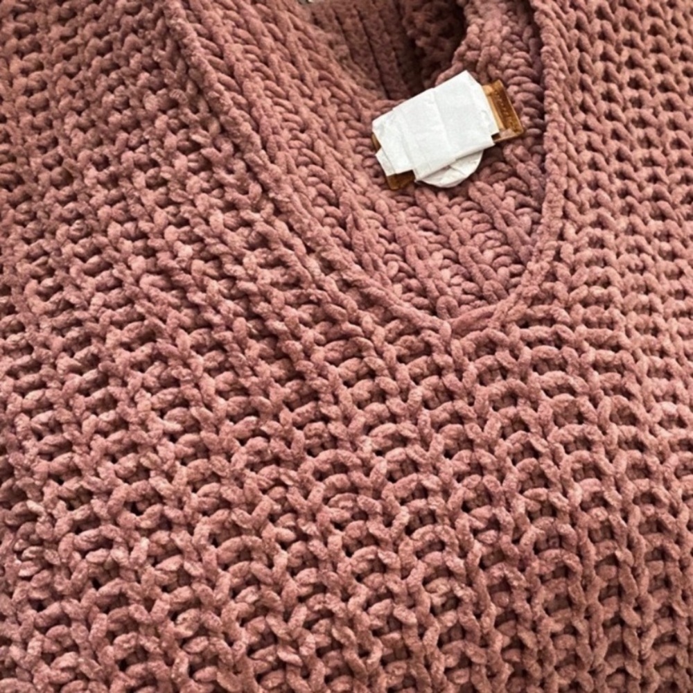 ❄️SOFT RED BEAN KNIT SWEATER - Picture 2 of 6